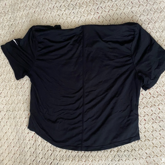 NIKE TRAINING/ CROP TOP DRI-FIT / BLACK-RED / SIZE S - Picture 6 of 12